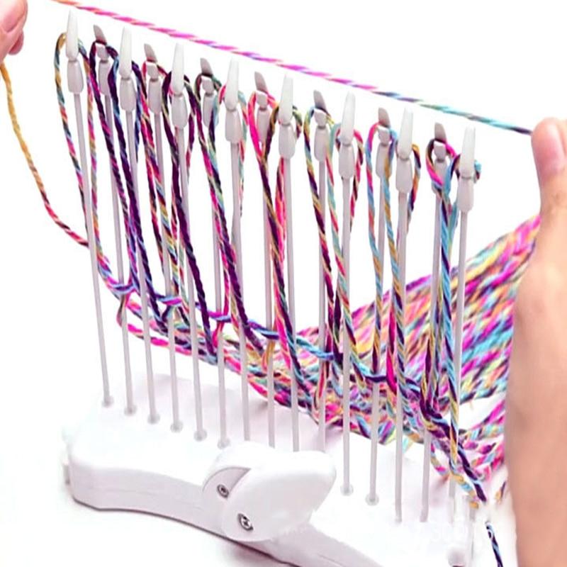 LoopNLoom Knitting Kit